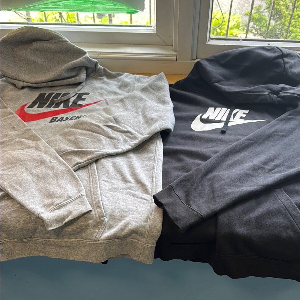 Nike Gray and Black Sweatshirts